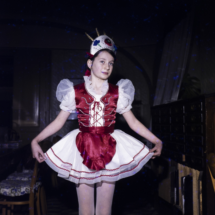 minerva_dn_1981_2535_dansuri_populare_elevi_pleica_003