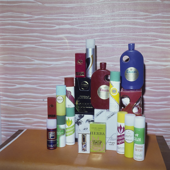 minerva_dn_1981_2537_reclama_cosmetice_farmec_003