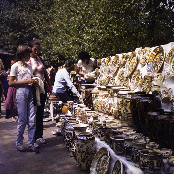 minerva_dn_1983_2675_targul_corund_002