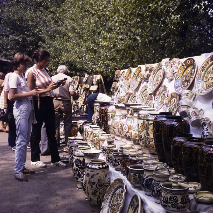 minerva_dn_1983_2675_targul_corund_005