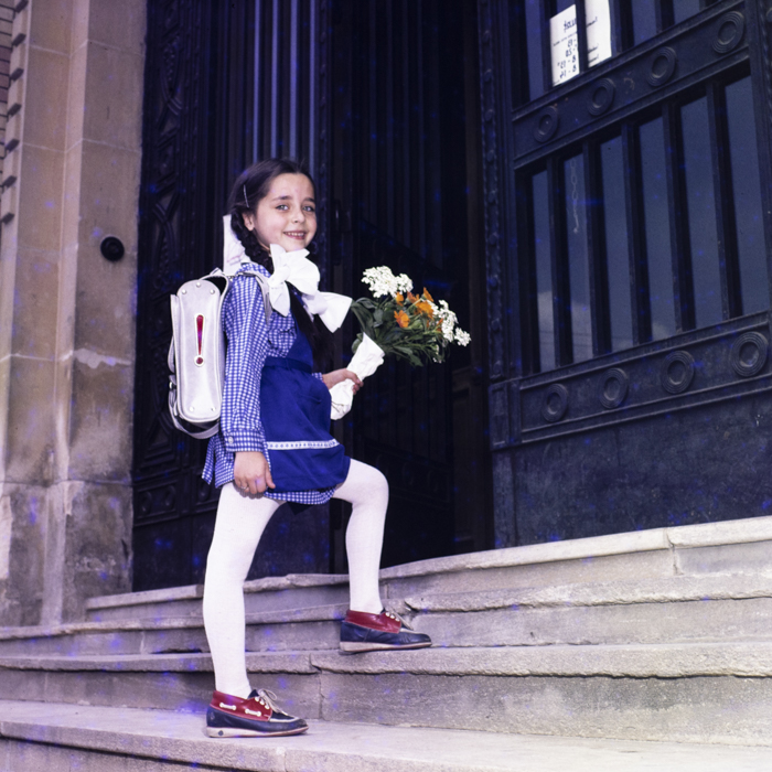 minerva_dn_1984_2733_reclama_uniforme_scolare_001