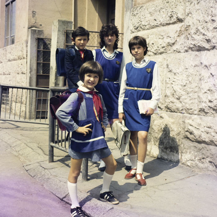 minerva_dn_1984_2733_reclama_uniforme_scolare_002