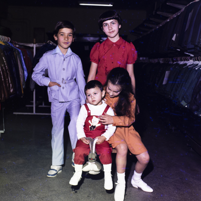 minerva_dn_1984_2777_reclama_confectii_copii_001