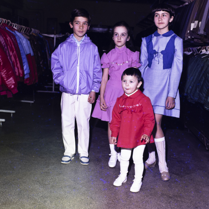 minerva_dn_1984_2777_reclama_confectii_copii_004