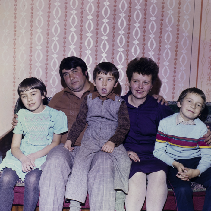 minerva_dn_1985_2792_familia_odorhei_001