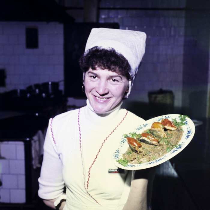 minerva_dn_1986_2815_reclama_pesti_005