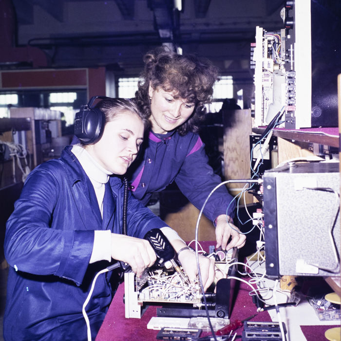 minerva_dn_1986_2924_electro_001