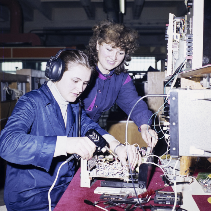 minerva_dn_1986_2924_electro_003