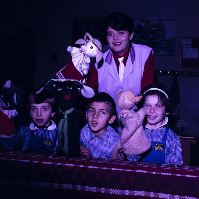 minerva_dn_1988_2939_aspecte_bucuresti_deva_002