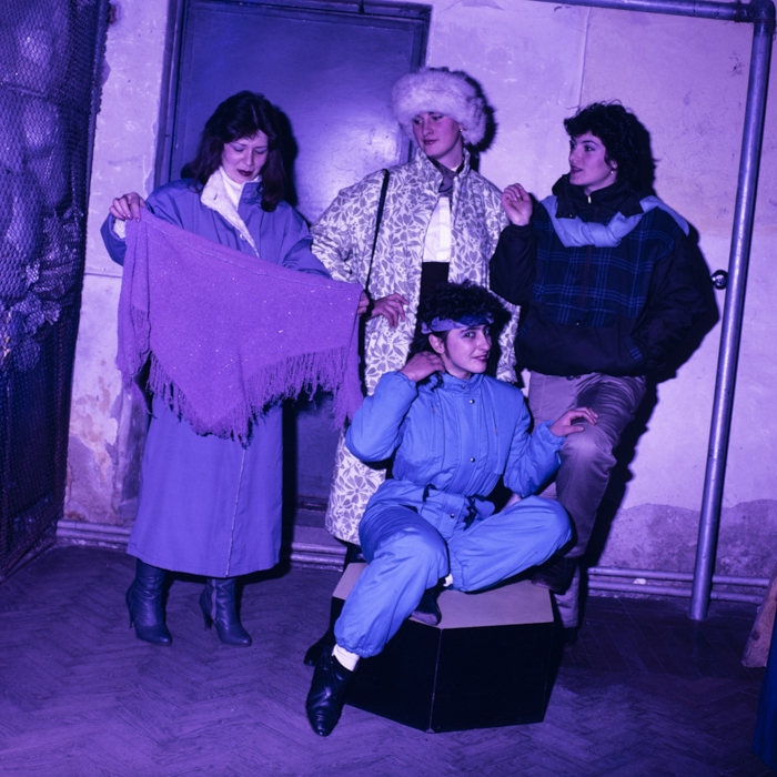 minerva_dn_1988_2956_reclama_confectii_010