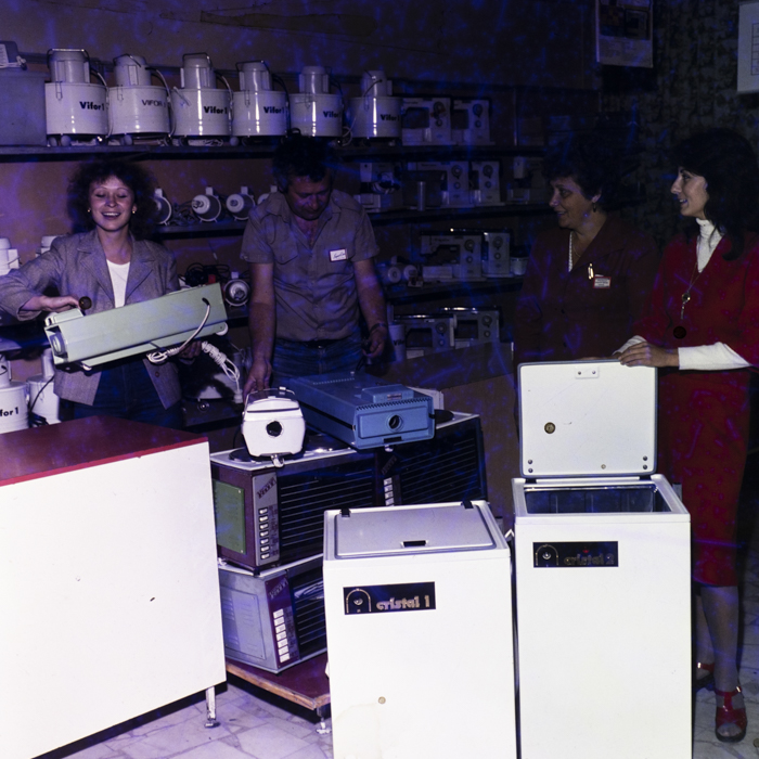 minerva_dn_1989_2992_imaginile_din_revistele_din_noiembrie_si_decembrie_023