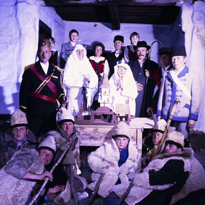 minerva_dn_1989_2992_imaginile_din_revistele_din_noiembrie_si_decembrie_025