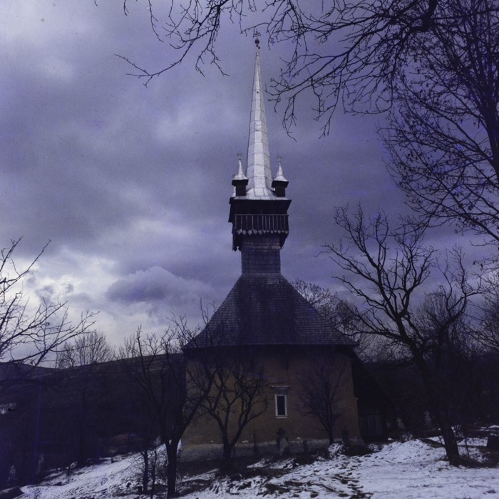 minerva_dn_1990_biserica_007