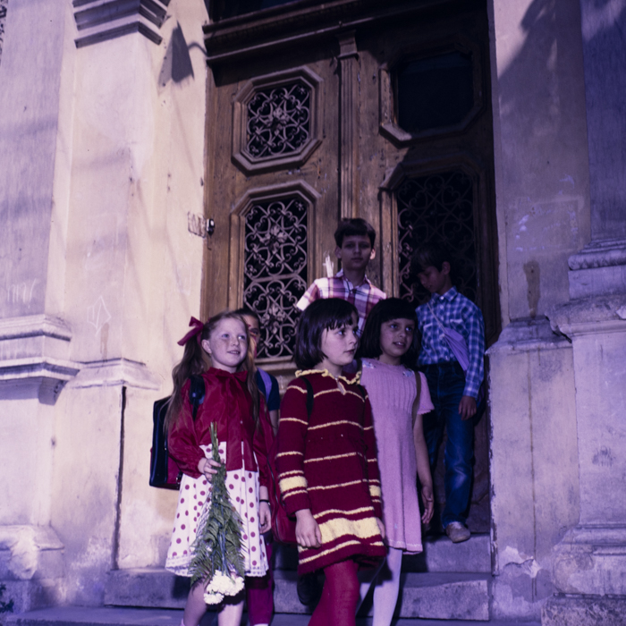 minerva_dn_1990_inceput_de_an_scolar_cluj_004