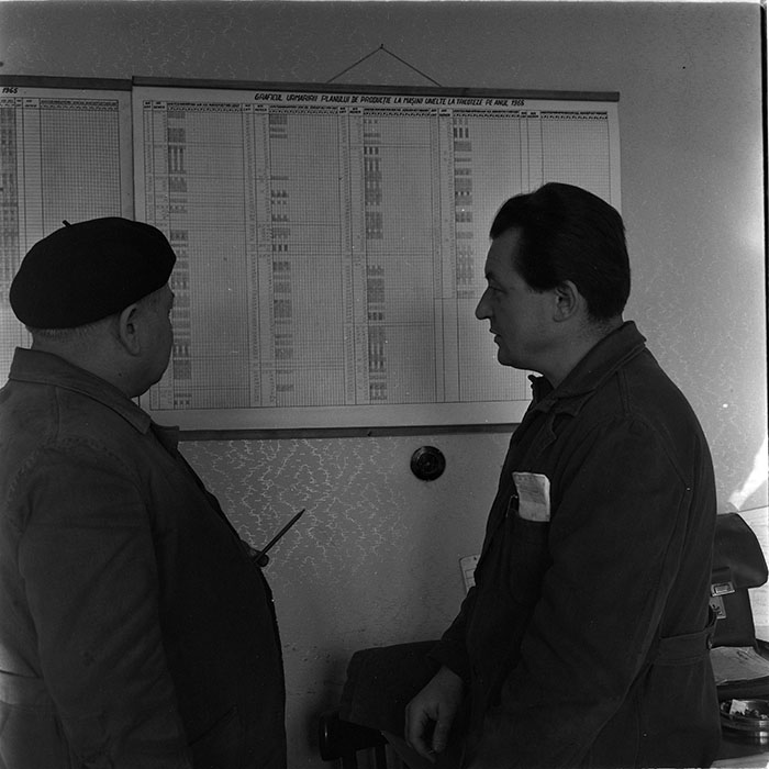 minerva_metalu_rosu_010