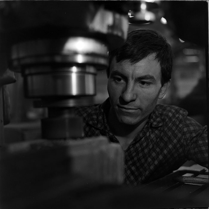 minerva_metalu_rosu_011