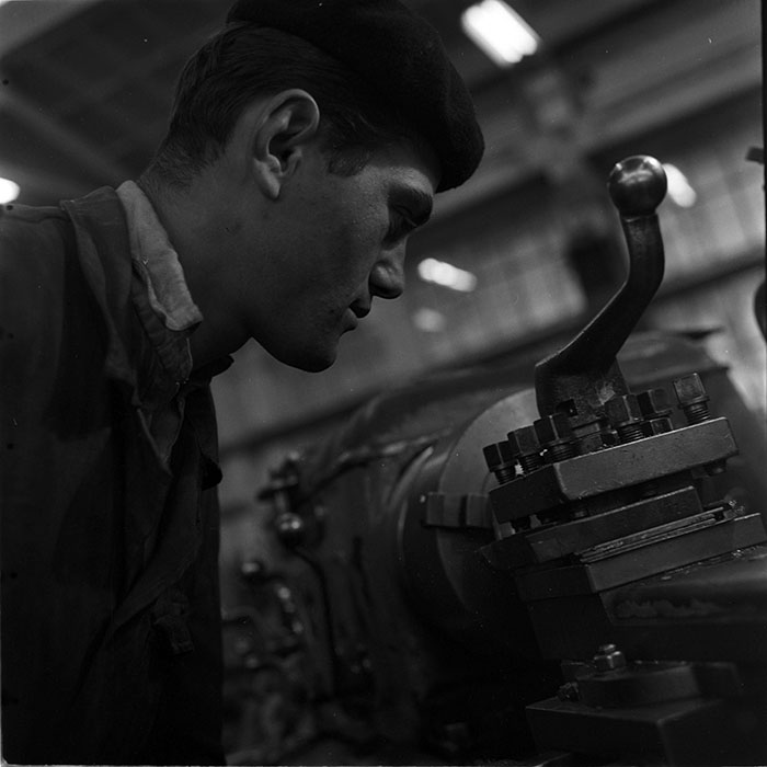 minerva_metalu_rosu_028