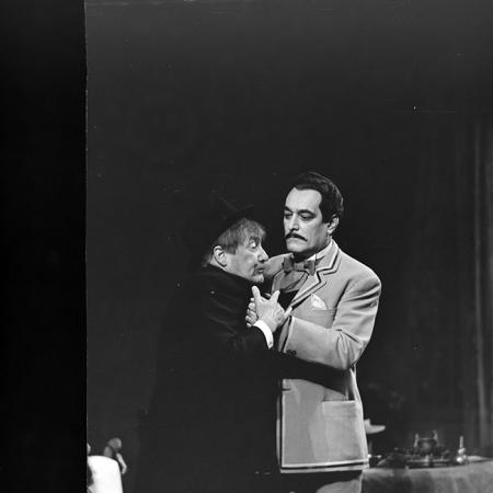 neidentificat|nem azonosított|not identified