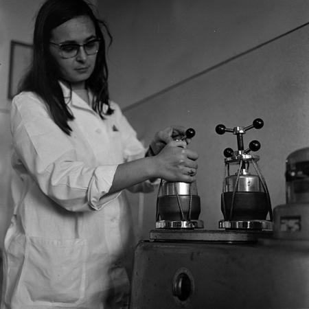 minerva_1966-1972_c1_c12_004