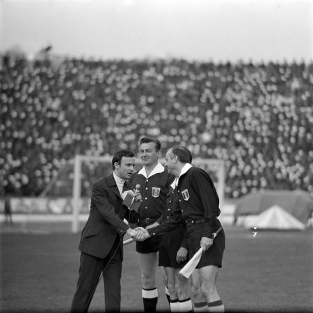 minerva_1966-1972_c1_c16_011