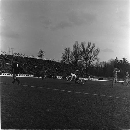 minerva_1967-1972_c3_c24_001