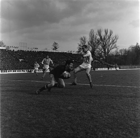 minerva_1967-1972_c3_c24_012