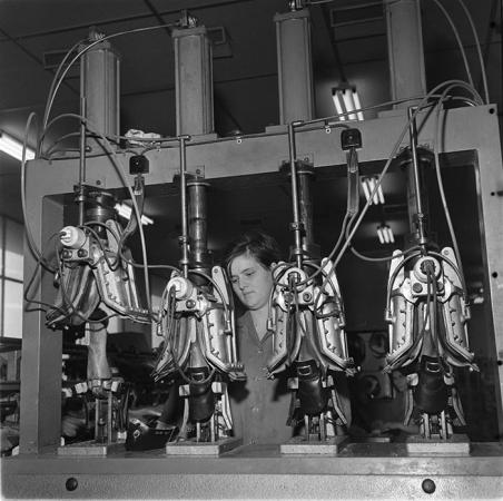 minerva_1967-1972_c3_c44_005