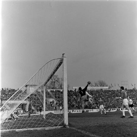 minerva_1967-1973_c1_c1r2_019