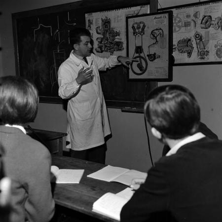 minerva_1967-1973_c4r13_004