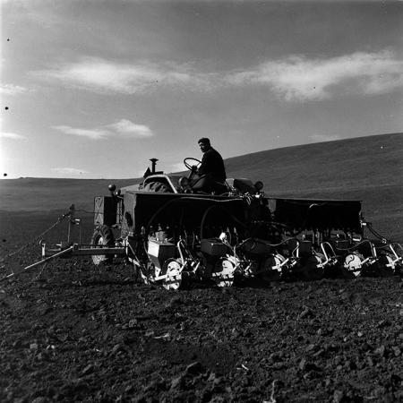 minerva_1967-1973_c4r1_001