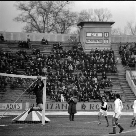 minerva_1967-1973_c6r12_011