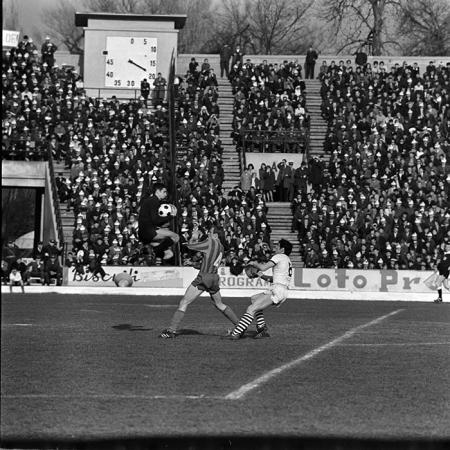 minerva_1967-1973_c6r15_001