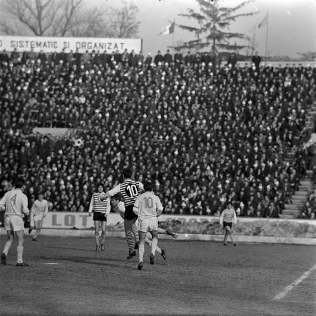 minerva_1967-1973_c6r8_012