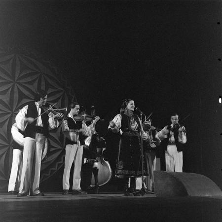 minerva_1978_c2_c3r2_008