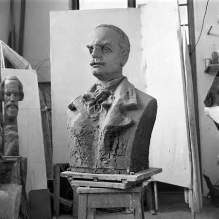 minerva_1978_c2_c3r3_004