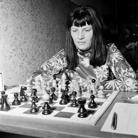 minerva_1978_c2_c8r2_024