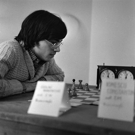 minerva_1979_c1_c1r2_028