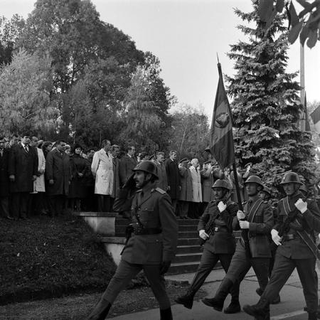 minerva_1982_c3_c3r5_003