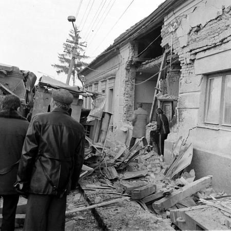 minerva_1982_c3_c4r5_005