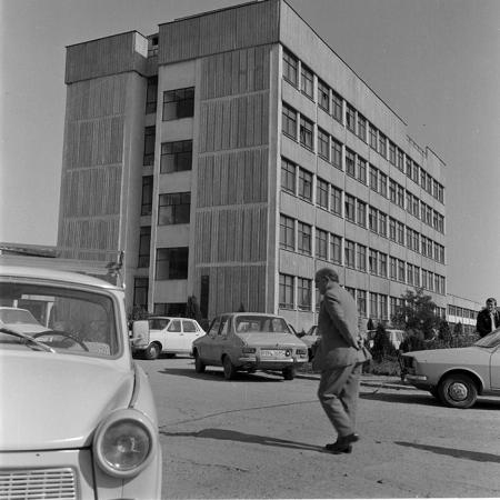 minerva_1982_c3_c5r2_010