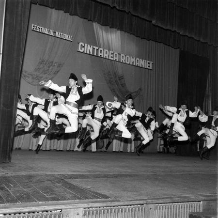 neidentificat|nem azonosított|not identified