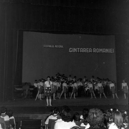 neidentificat|nem azonosított|not identified