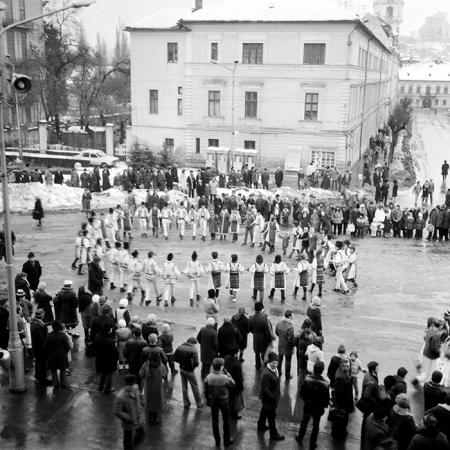 minerva_1985_c1_c1r2_003