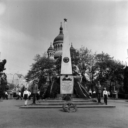 minerva_1985_c1_c8r3_020