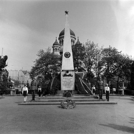 minerva_1985_c1_c8r3_021