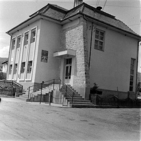 minerva_1985_c1_c8r4_034