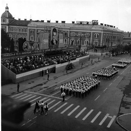 minerva_1985_c2_c5r1_048