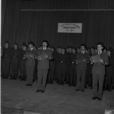 neidentificat|nem azonosított|not identified