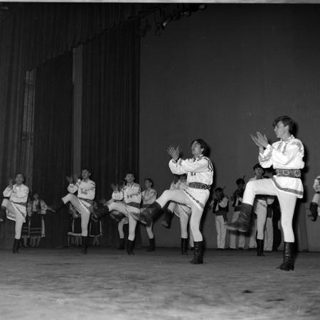 neidentificat|nem azonosított|not identified