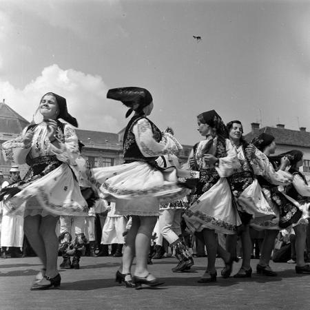 minerva_1986_c2_c1r1_007